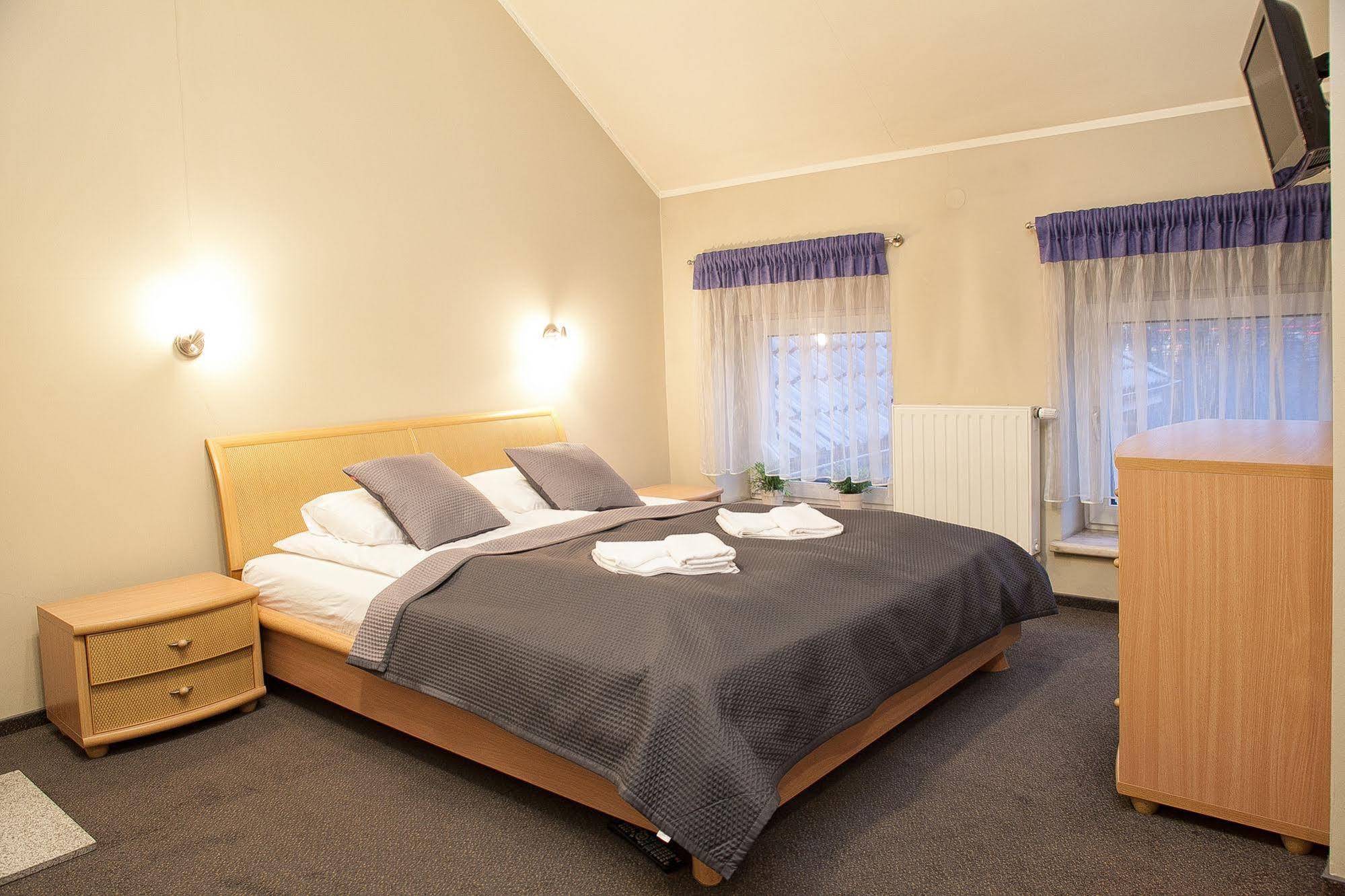 H31 Aparthotel Poznan Exterior photo